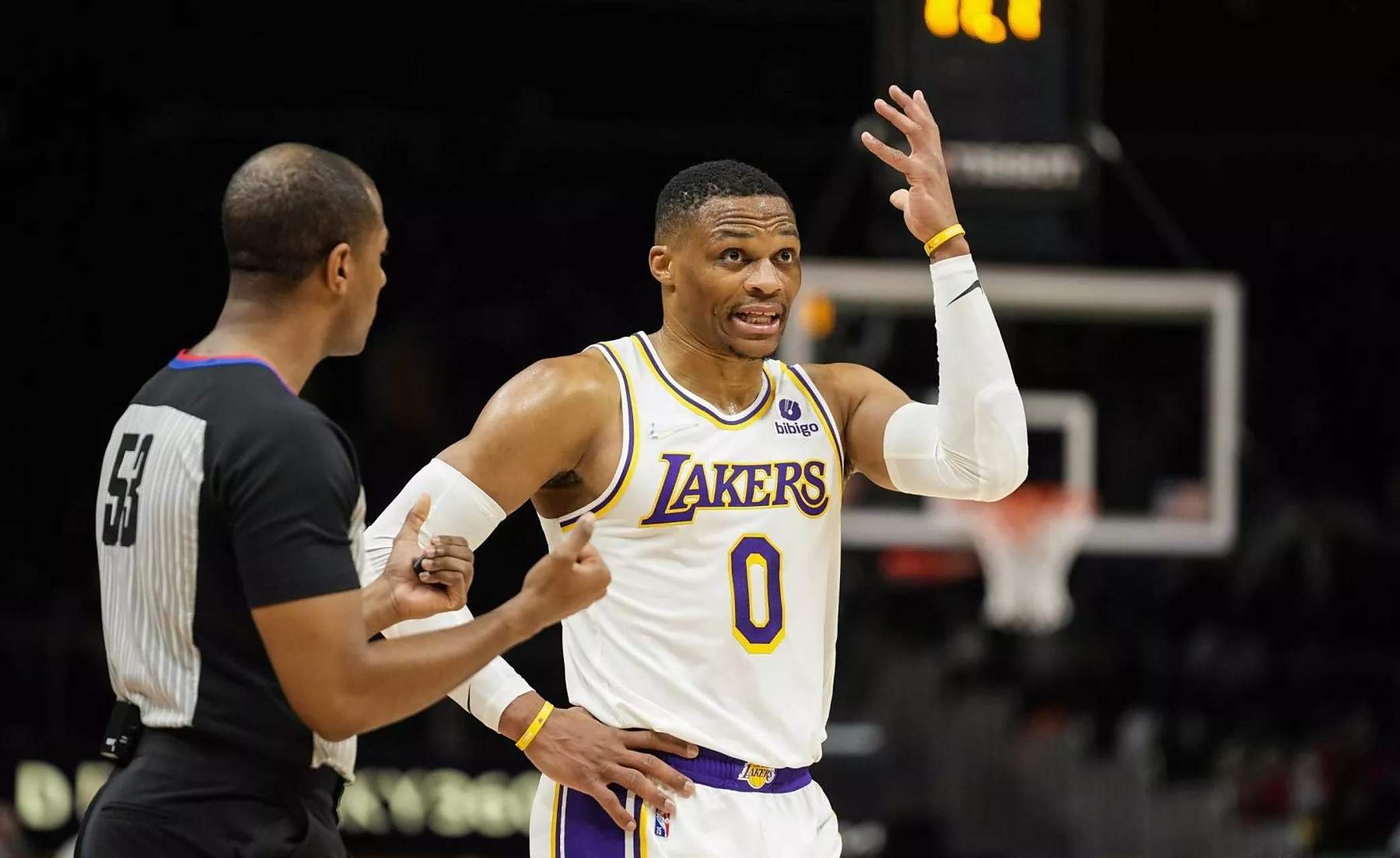 阿根廷男篮爆冷雄鹿,威斯布鲁克高光表现的简单介绍 阿根廷男篮爆冷雄鹿,威斯布鲁克高光表现的简单介绍