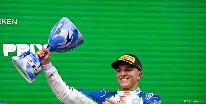 红牛车队翻盘梅赛德斯，周冠宇扛起全队