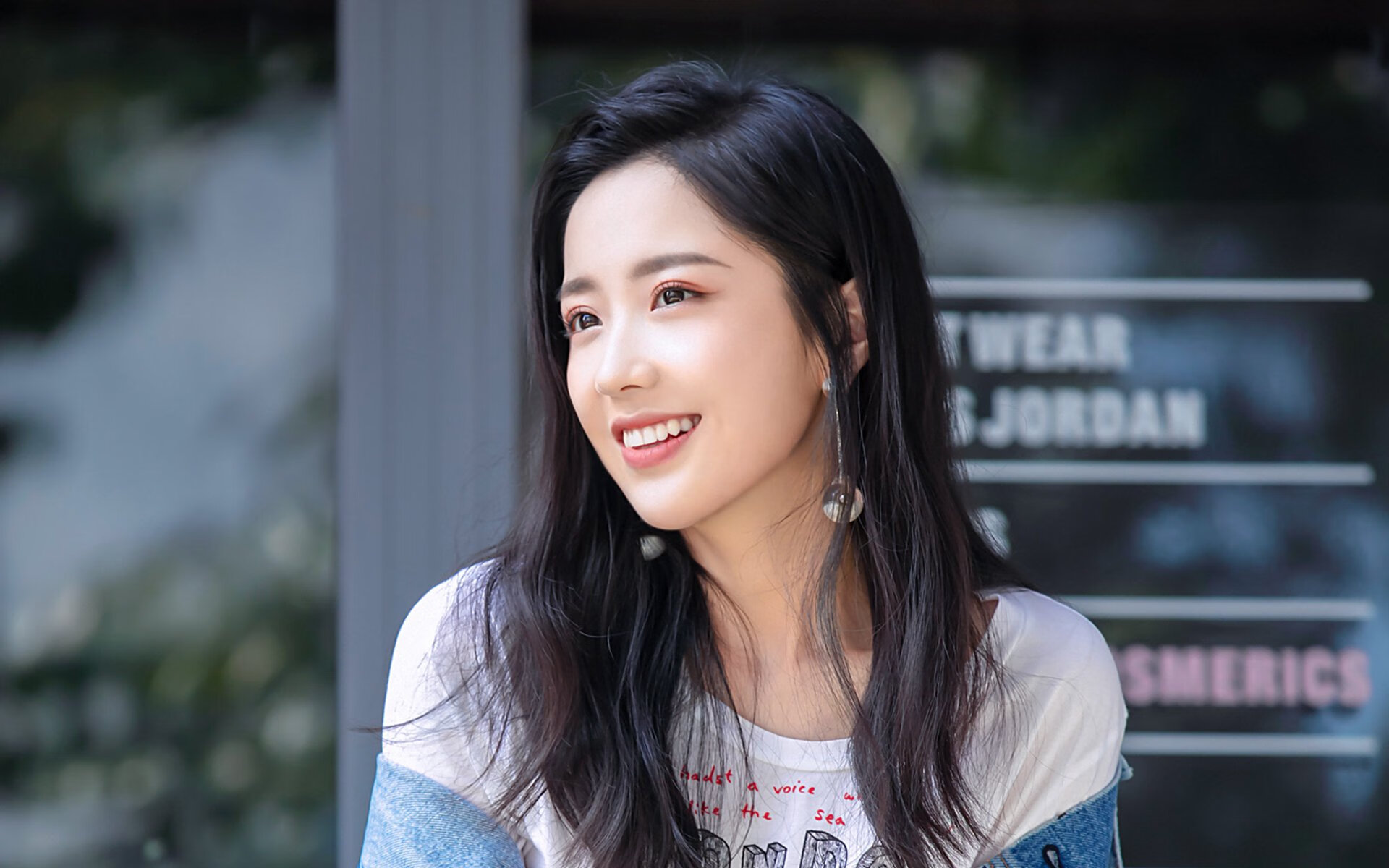 东决关键战之夜,哈利伯顿用篮球谱写了一曲进攻美学