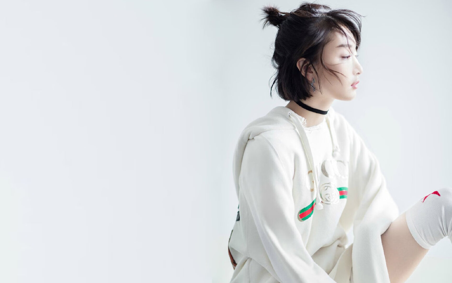 当北欧铁骑遇上西亚雄鹰,时空裂缝中阿圭罗的黄昏独舞