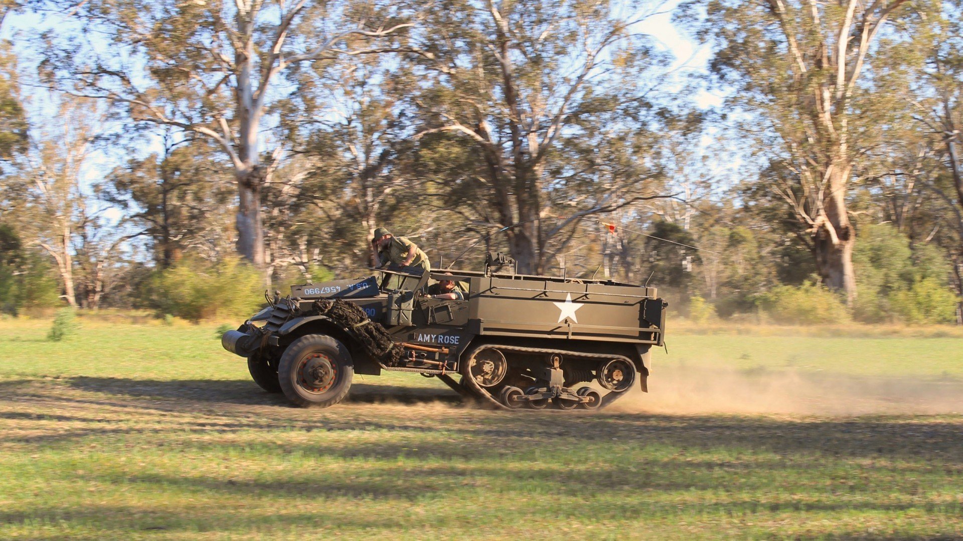 绿茵的两种真相，佩德里笔下的抽象画，与罗马战壕里染血的冲锋号