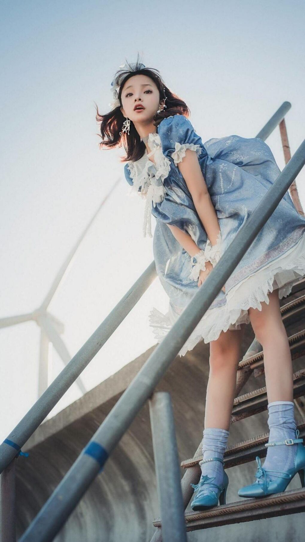 双城记,孙兴慜绝杀助拜仁登顶,利物浦南美之行显锋芒